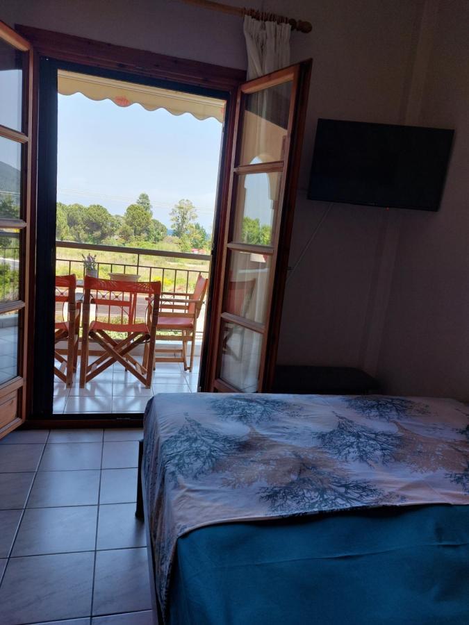Athina Vourvourou Apartments Екстер'єр фото