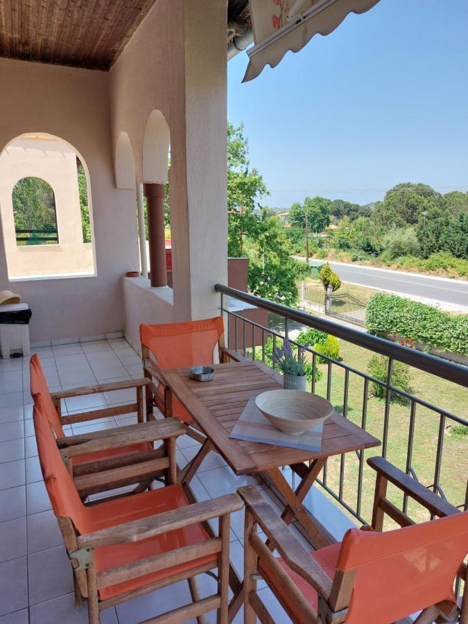 Athina Vourvourou Apartments Екстер'єр фото